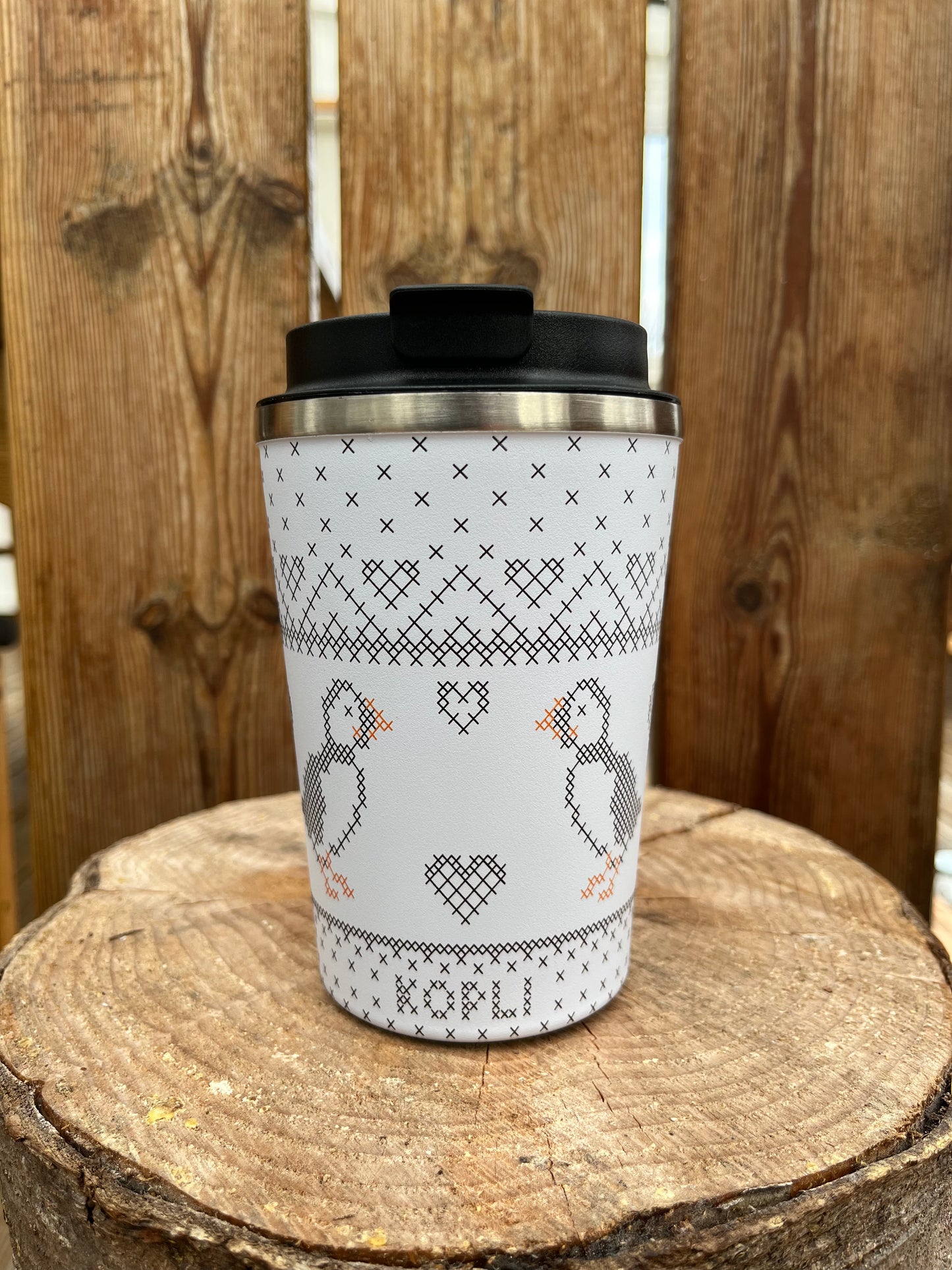 Knitted Puffins cup