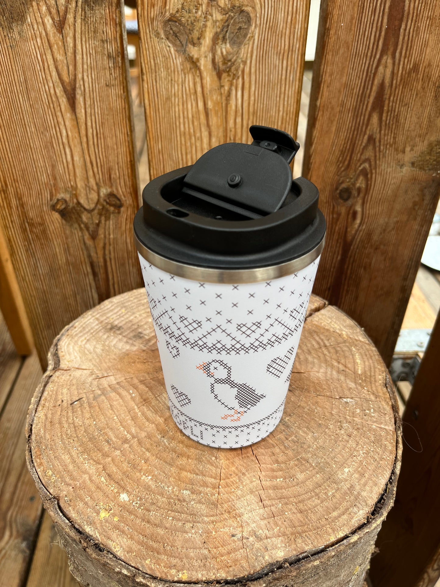 Knitted Puffins cup