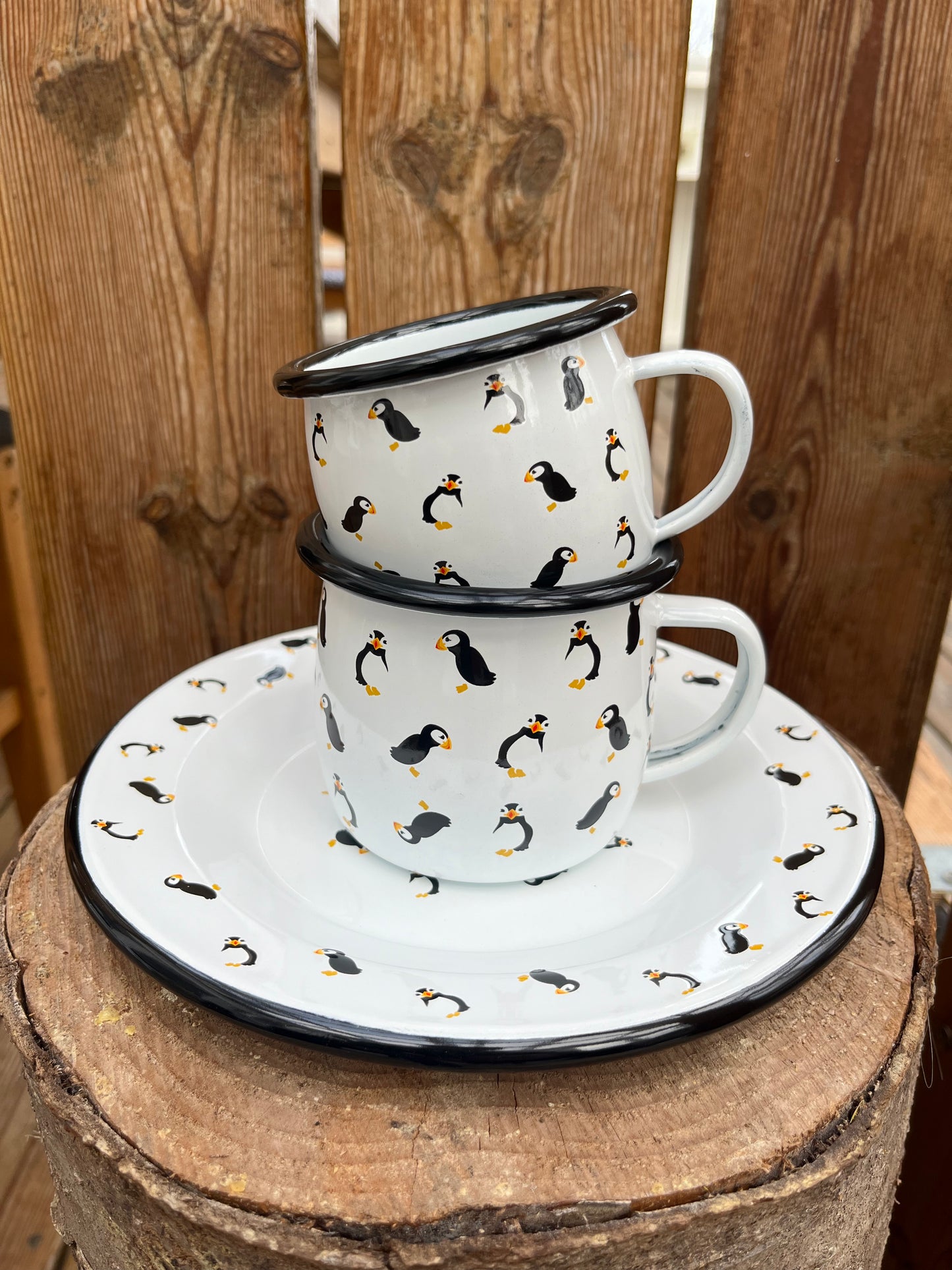 Puffin dots plate