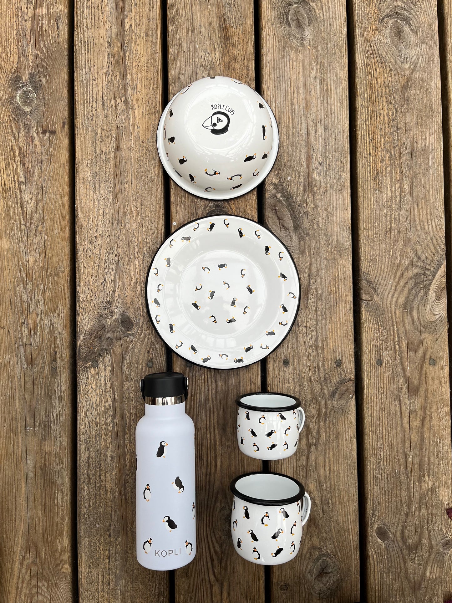 Puffin dots plate